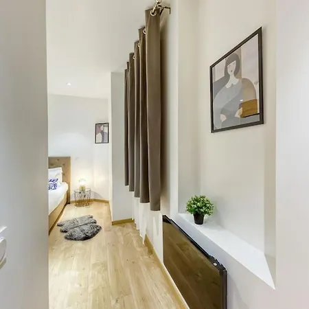 Loft Standing 101 M2 - Proche Tour Eiffel - 3 Min Metro Apartment Paris