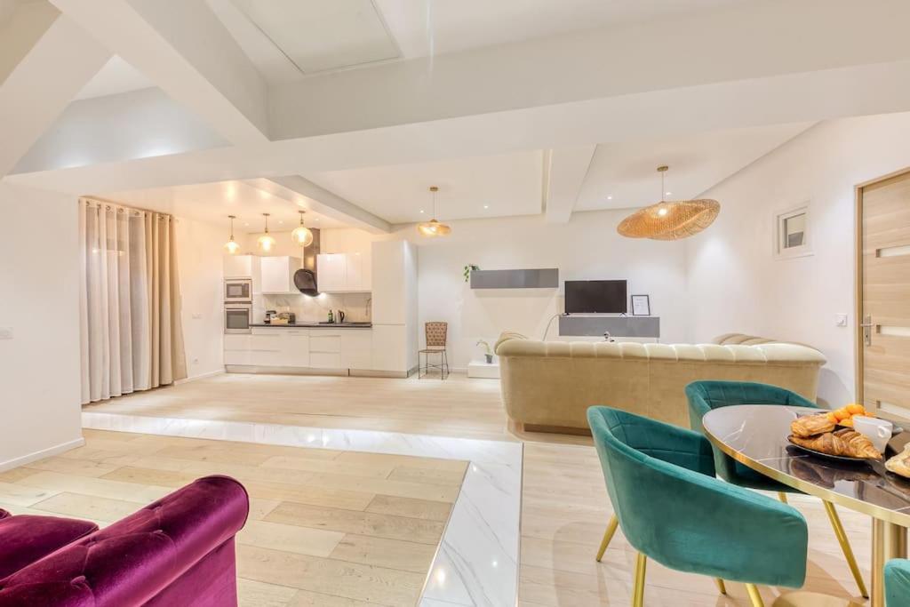 Loft Standing 101 M2 - Proche Tour Eiffel - 3 Min Metro Appartamento
